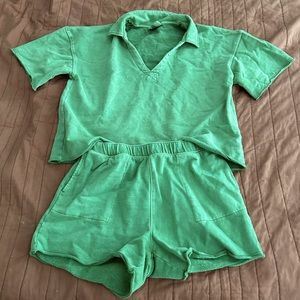 2 PC Matching Set Universal Thread